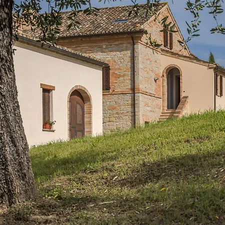 Loreta By Posarellivillas Belmonte Piceno